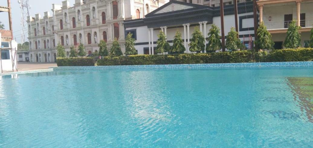 Hotel Aristro Club Kalkutta Exterior foto